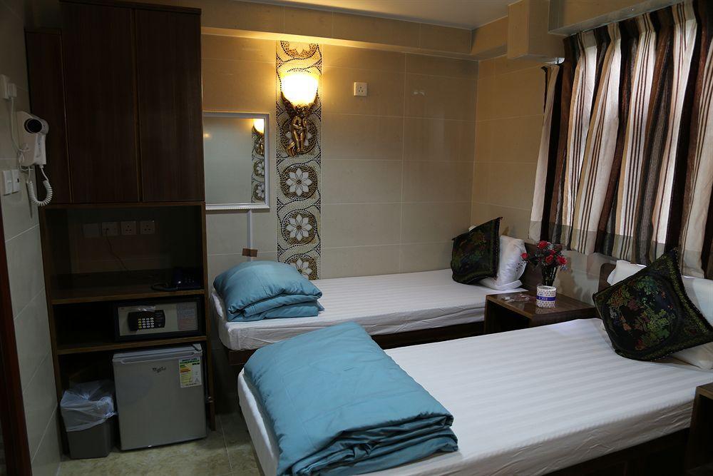 New Tokyo Hostel Hong Kong Bagian luar foto