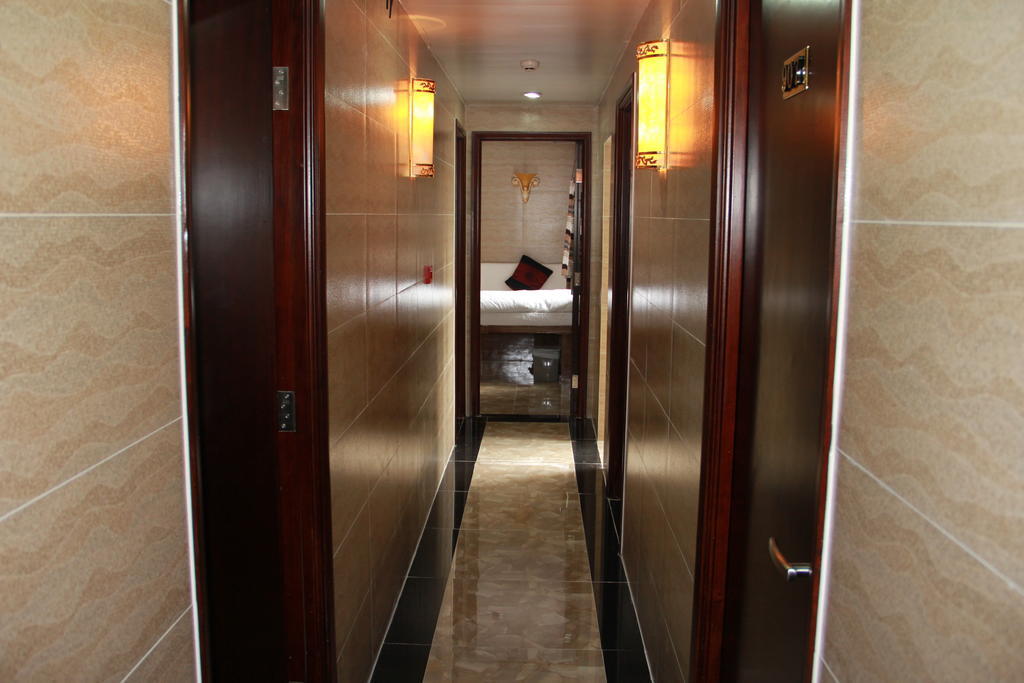 New Tokyo Hostel Hong Kong Bagian luar foto